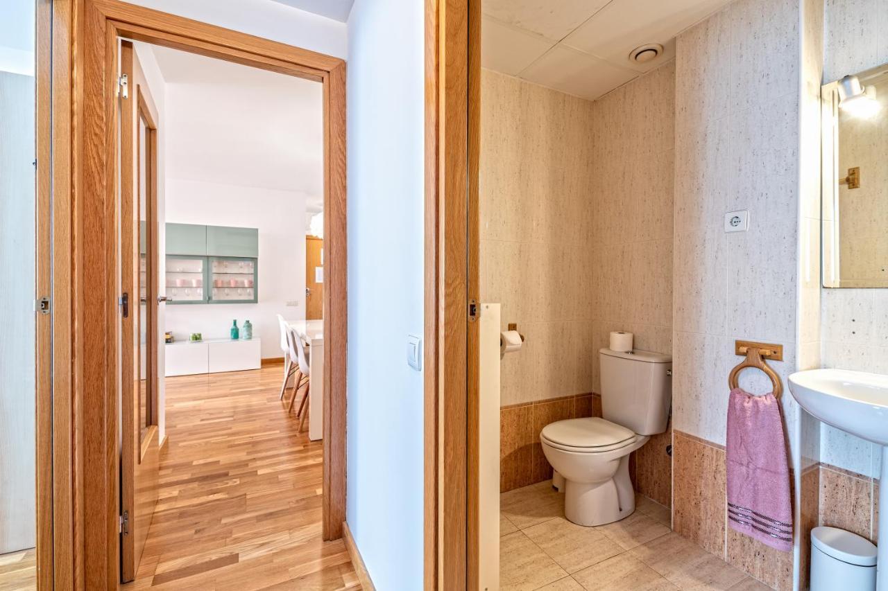 Calido Apartamento Con Piscina En Barcelona ريبوييت المظهر الخارجي الصورة