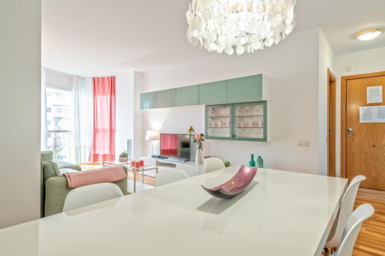 Calido Apartamento Con Piscina En Barcelona ريبوييت المظهر الخارجي الصورة